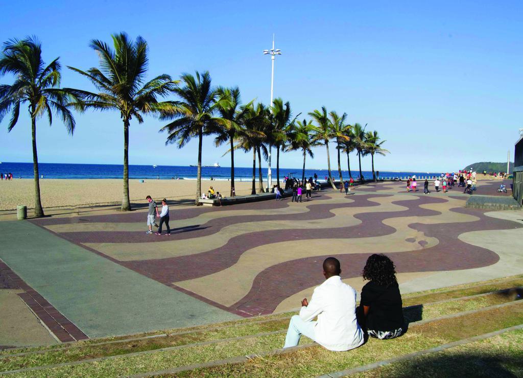 Gooderson Leisure Silver Sands 2 Self Catering And Timeshare Lifestyle Resort Durban Exterior foto